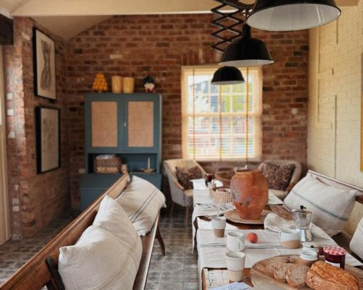 Farm Charm Is Trending in Travel, So We Found 11 Chic Countryside Venues Made for Wedding Weekends