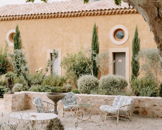 The Wedding Weekend Trend: Châteaux, Champagne Towers, and the Chicest Venues in France That Unfold Like a Glamorous Vacation