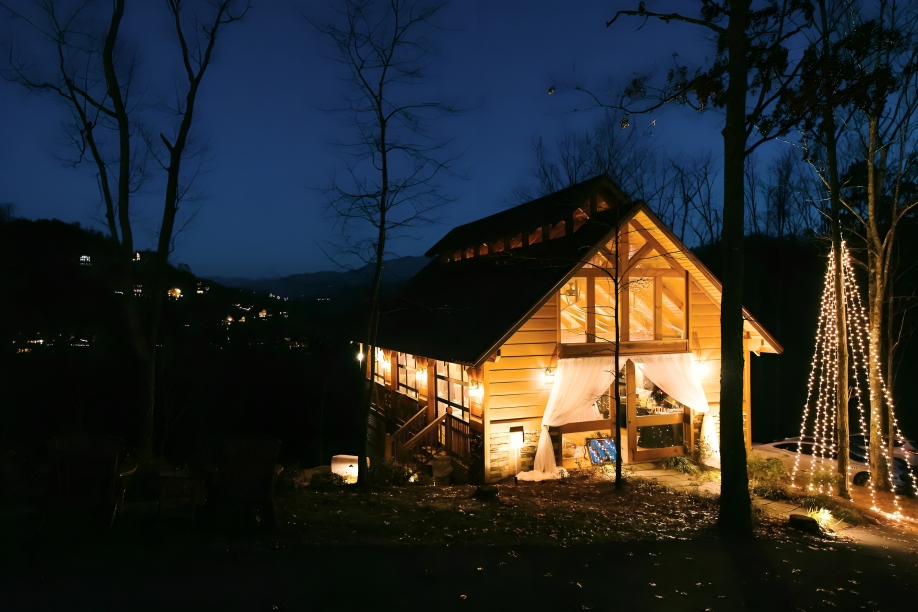 The Parkside Resort Is Serving Smoky Mountain Wedding Magic (And Cozy Cabin Hangouts)