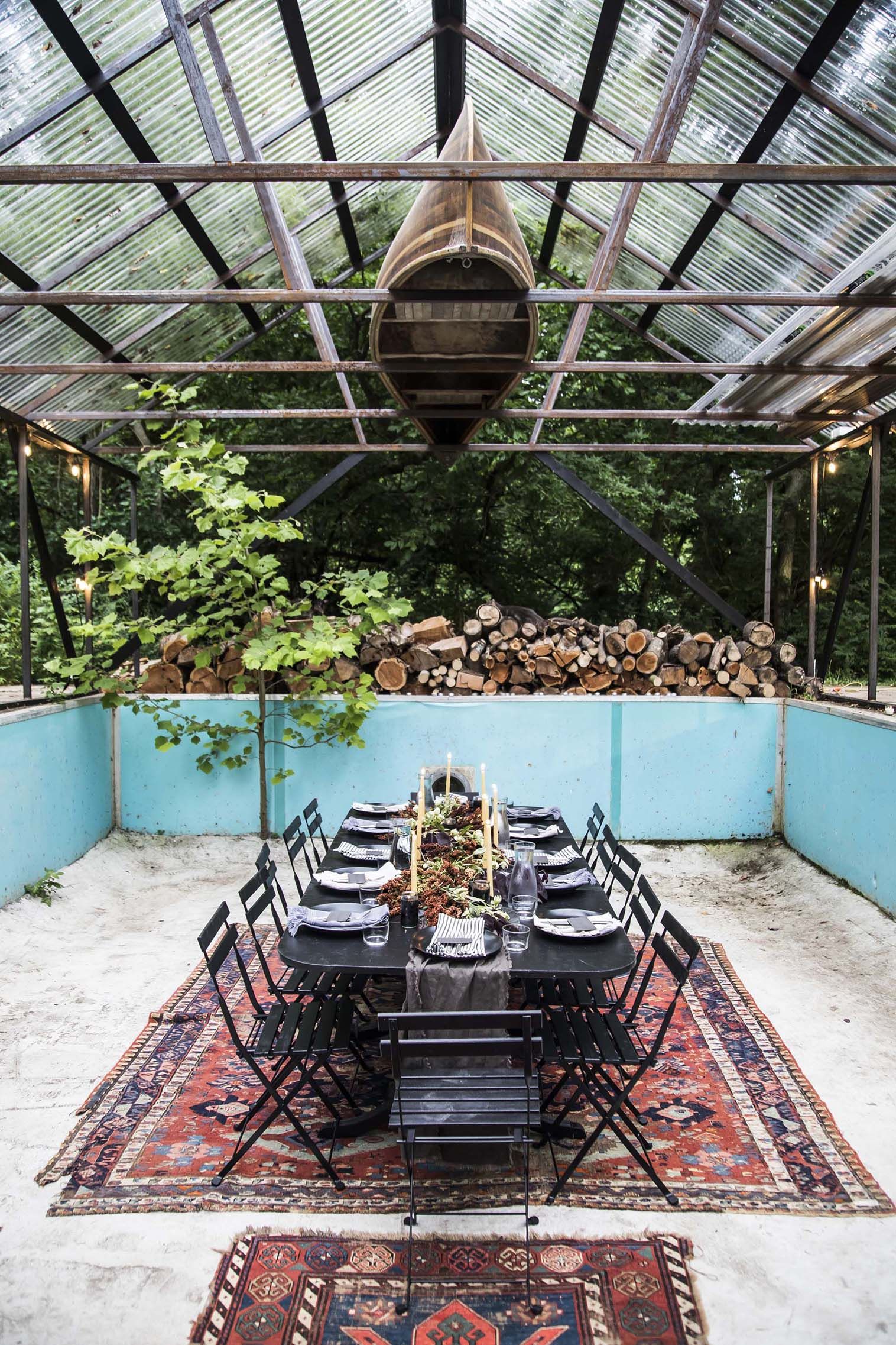This Dinner Party Took Place in an Empty Pool