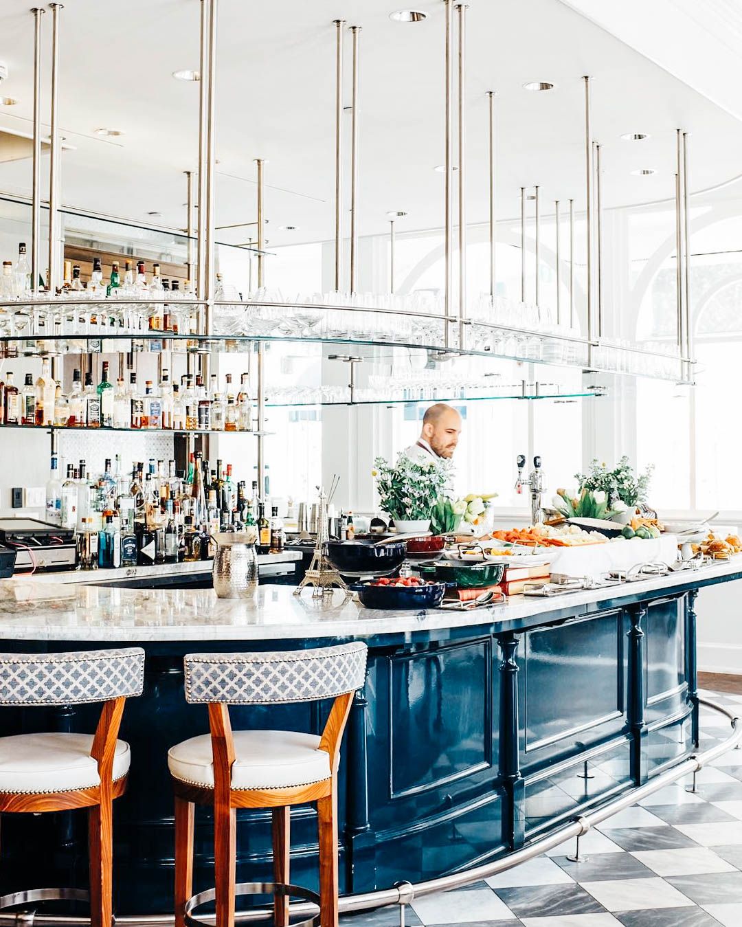 See How This Canadian Restaurant Does the Parisian Bistro
