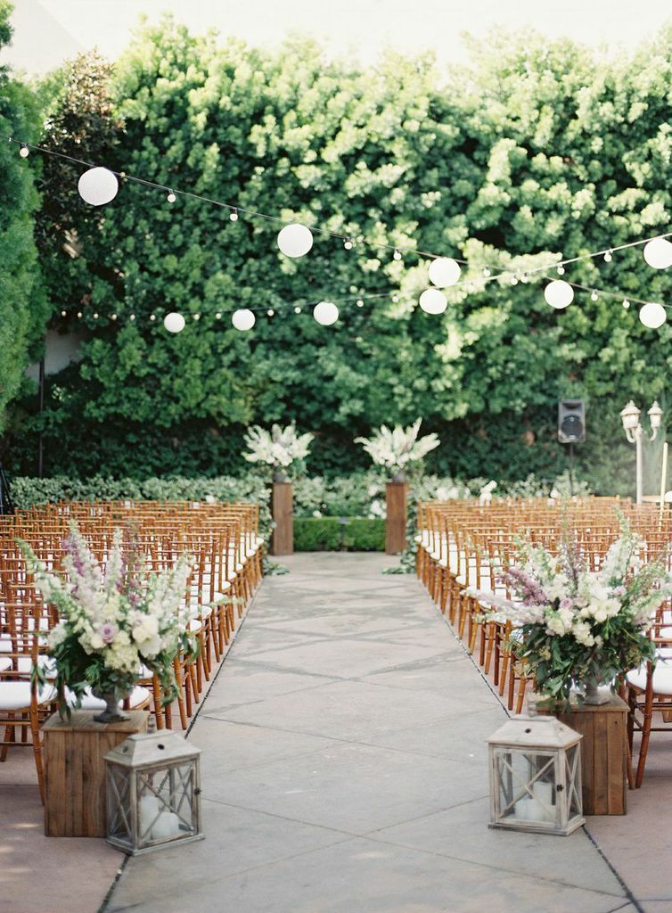 Dine in a Secret Spanish Garden : San Juan Capistrano, California