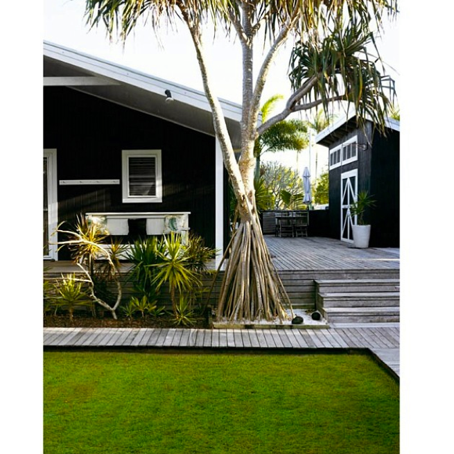 Gather at this Seaside Surfers Sanctuary in Byron Bay