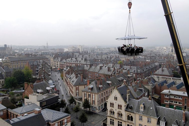 Birthday Bucket List of The Week: Dinner in The Sky