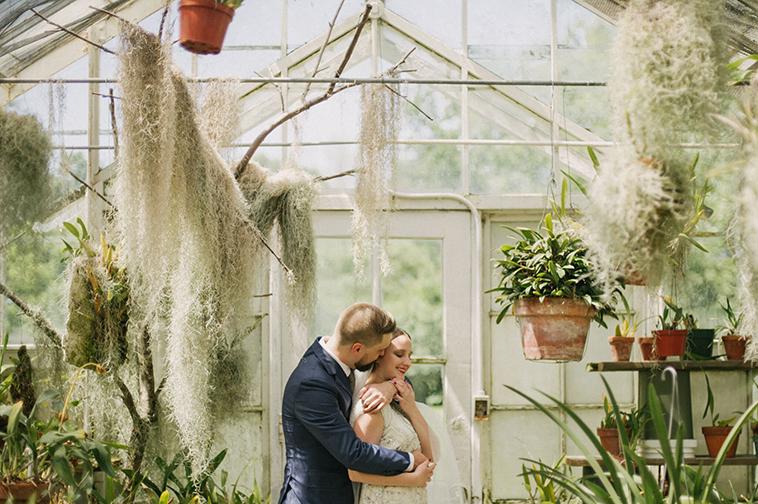 Greenhouse Wedding At Sonnenberg Gardens By The Daring Wanderer