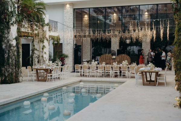 Casa Babylon