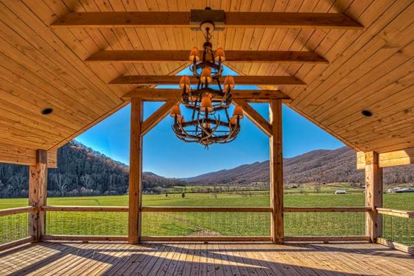 The Lodge At Crooked River Hiltons Virginia United States