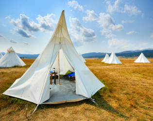 32A0762-Edit Under Canvas Yellowstone