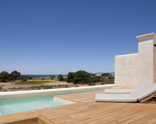3-rooftoppoolandview Villa Sant Francesc