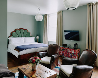 1 Artist Residence London