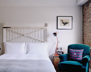 1 Artist Residence London