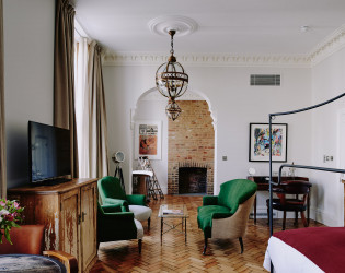 5 Artist Residence London