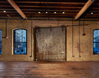 texas-wedding-venue Brazos Hall