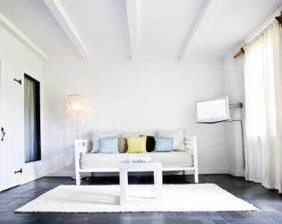 12_AK_Sole_GardenSuite2 Sole East Resort