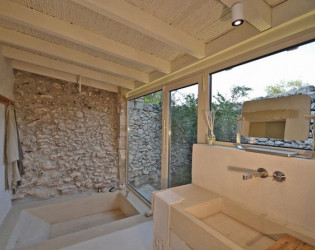 delightful-shower-roomopt-1-w900h900 Masseria Lama Di Cànnule