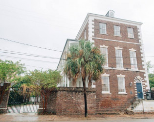 11904631_663237440444120_3336852373267244878_n The Gadsden House