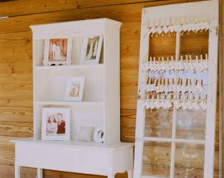 Escort-Card-Door Cross Creek Ranch