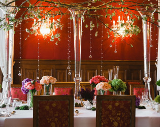 red_dining_wedding_centerpiece_Branch Château Bouffémont