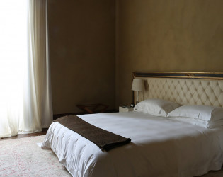 TheVenueReport-IlSalviatino-InBedWithMe-010 Hotel Il Salviatino