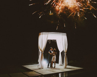 Bali-Tirtha-Uluwatu-wedding-Sarah-and-Jon-105 Tirtha Bridal