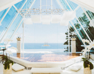 Bali-Tirtha-Uluwatu-wedding-Sarah-and-Jon-17 Tirtha Bridal