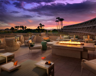 ThirstyCamelPatio The Phoenician, a Luxury Collection Resort, Scottsdale