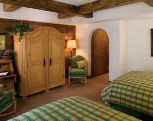 Juniper-Hotel-Room Sonnenalp Hotel