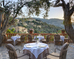J0881_BLRS_OlivoTerrace_01_Jpg Belmond La Residencia