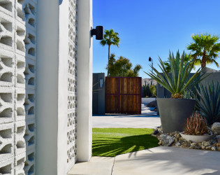DSC_1897 The Lautner Compound