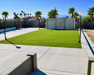 DSC_1927 The Lautner Compound