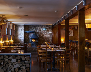 150223_Arnold_Tavern The Arnold House