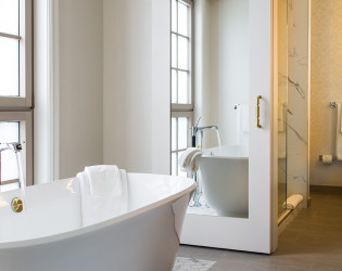 DelamarWH_SuperiorKing-821 DELAMAR West Hartford