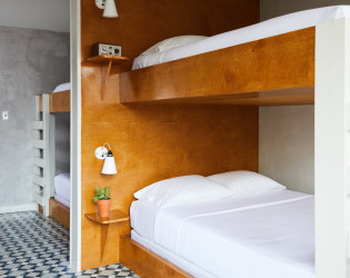 The_Drifter_Interiors_Rooms_Quad_Queen_003 The Drifter Hotel