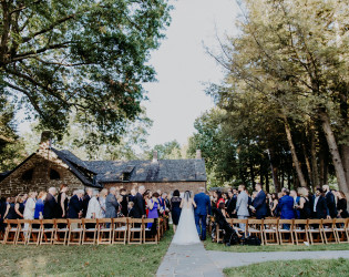hudson-valley-wedding-photographer-amber-gress-0445- Senate Garage