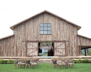 Green_Barn_Alison_Events_Tulipna_Styled_Shoot__249 The Barn at Green Valley