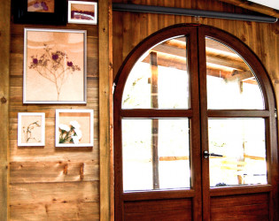 LivingRoom27 Agramada Treehouse