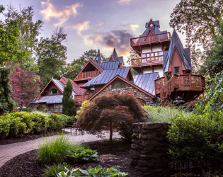 LandollsMohicanCastle-TheVenueReport-04 Landoll’s Mohican Castle