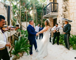 181027_0905_Laura-Marchbanks-Photography NEST Tulum