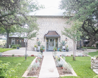 VRR Stonehouse Villa