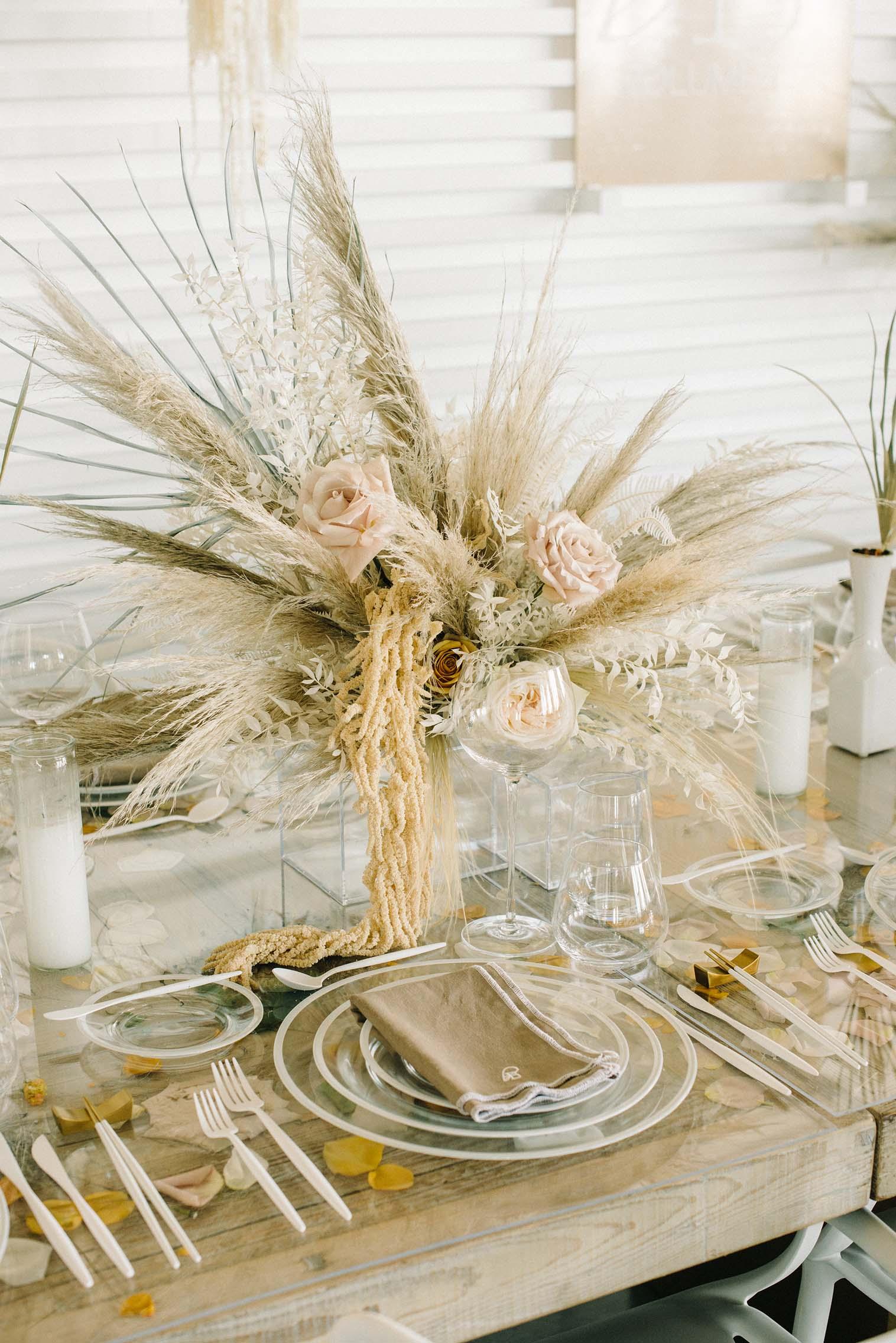 Grass Table Runner, Linen Rentals