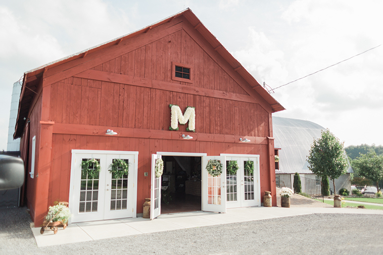 Barn Wedding at Hayloft on the Arch