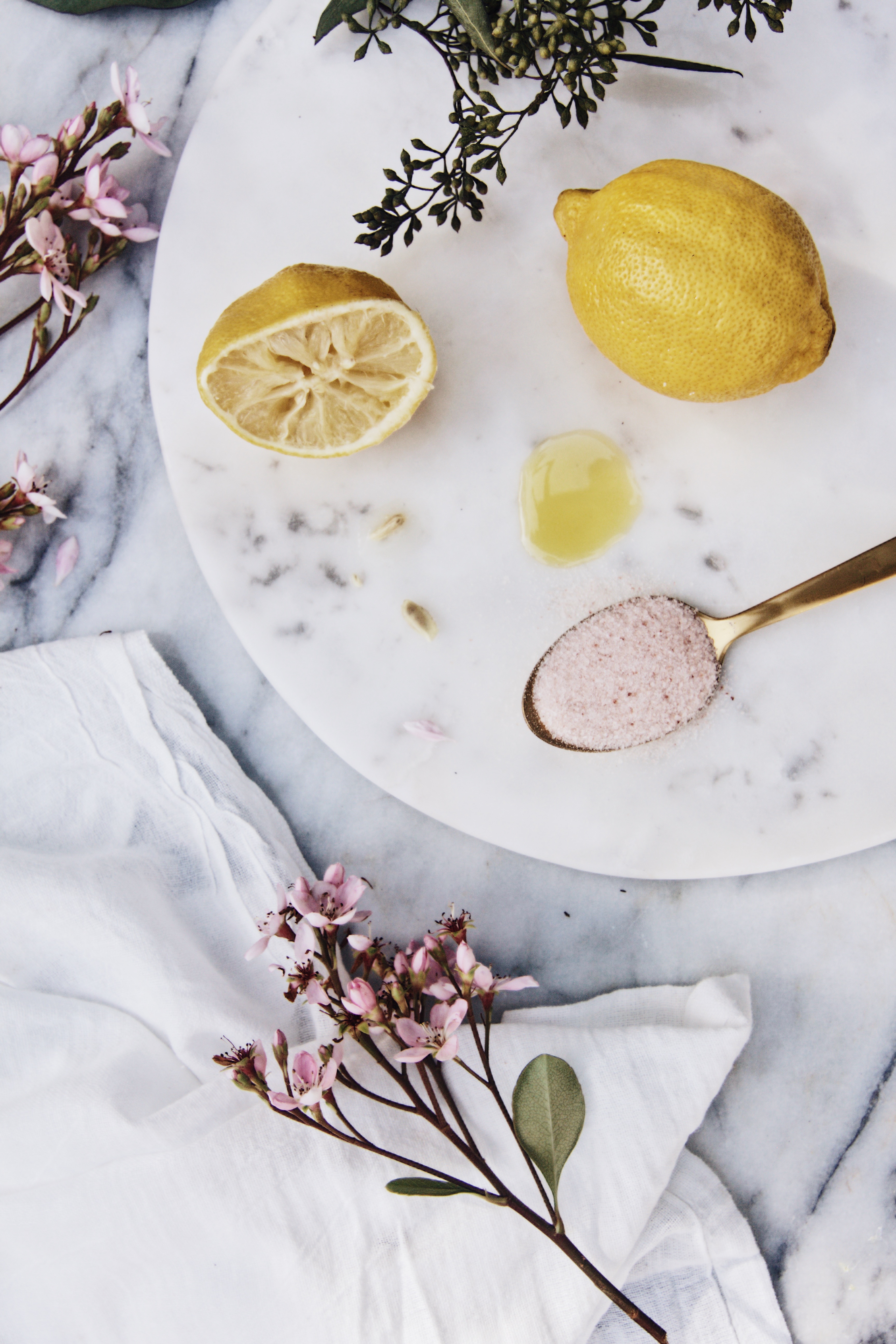 skin brightening scrub with lemon honey and salt 