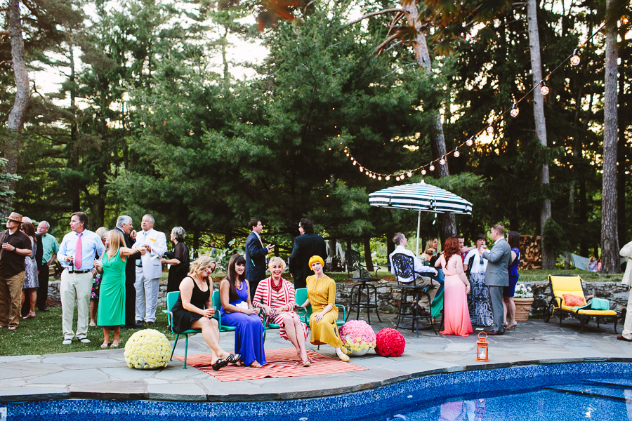 Perfect poolside. Event planning by Kelly at SociaLife, event design by Glitter and Rye, rentals by Rent Patina.
