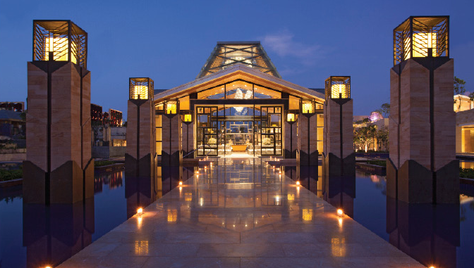 Mulia Spa at Mulia Resort makes every effort to refresh, renew, and revive while you relax in a tranquil oasis.