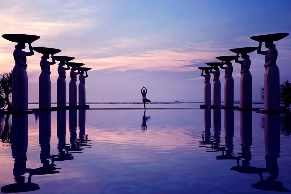 Yoga, Pool