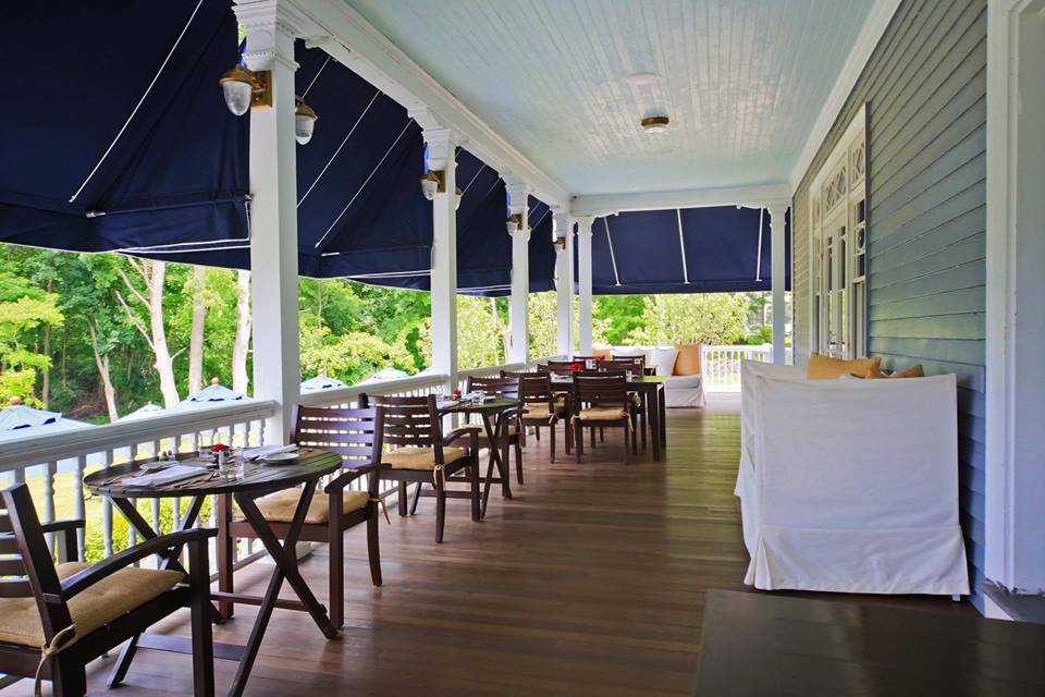 Restaurant Patio