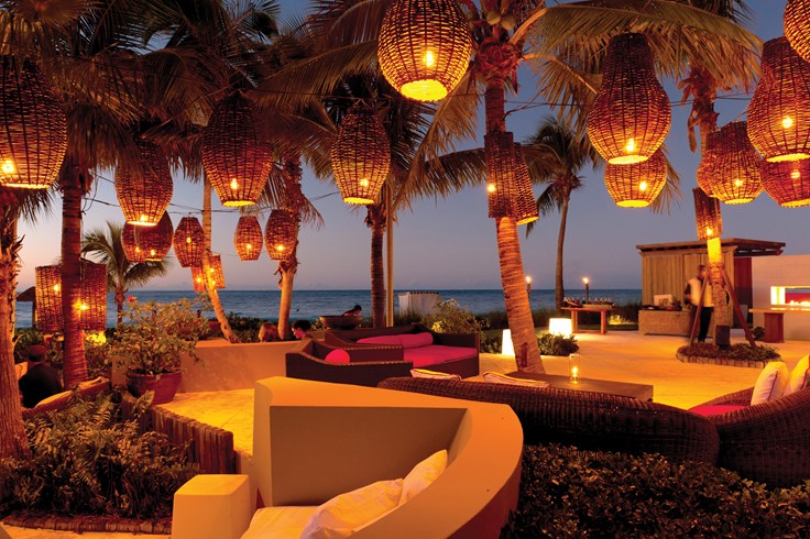 The Lounge - Grace Bay Club, Turks & Caicos Resort