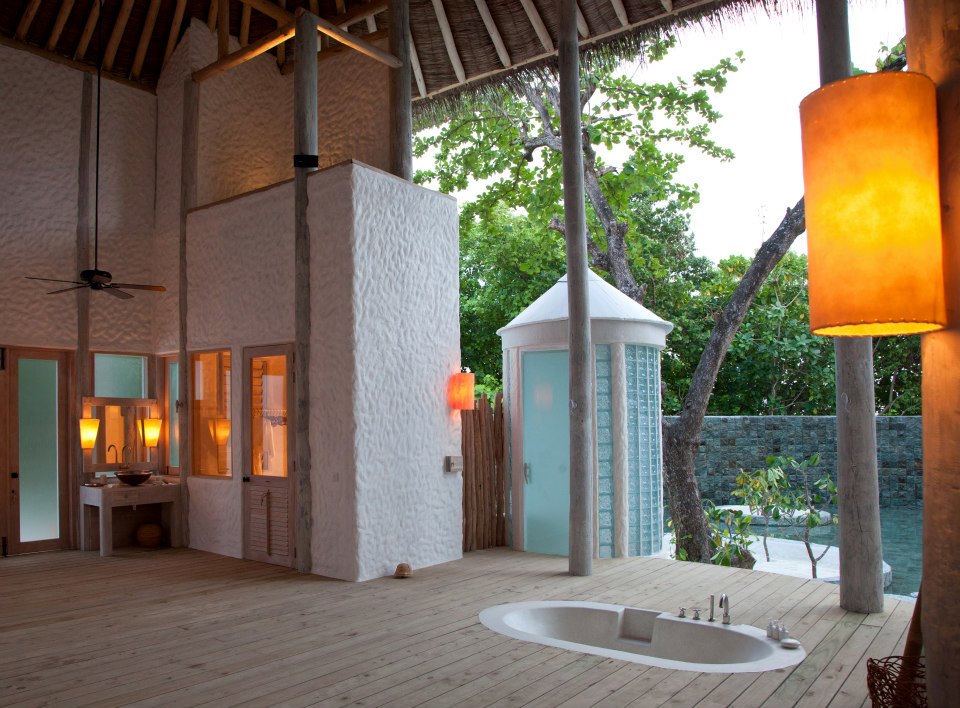 Villa 1 Bathroom
