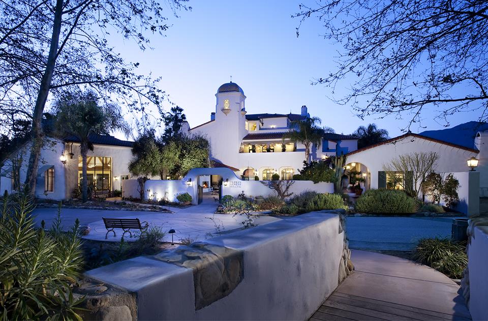 Located just 90 minutes north of Los Angeles, the resort overlooks the unspoiled natural beauty of its mountain surroundings and celebrates the relaxed glamour of California’s past to create an unparalleled resort experience that is quintessentially Ojai.