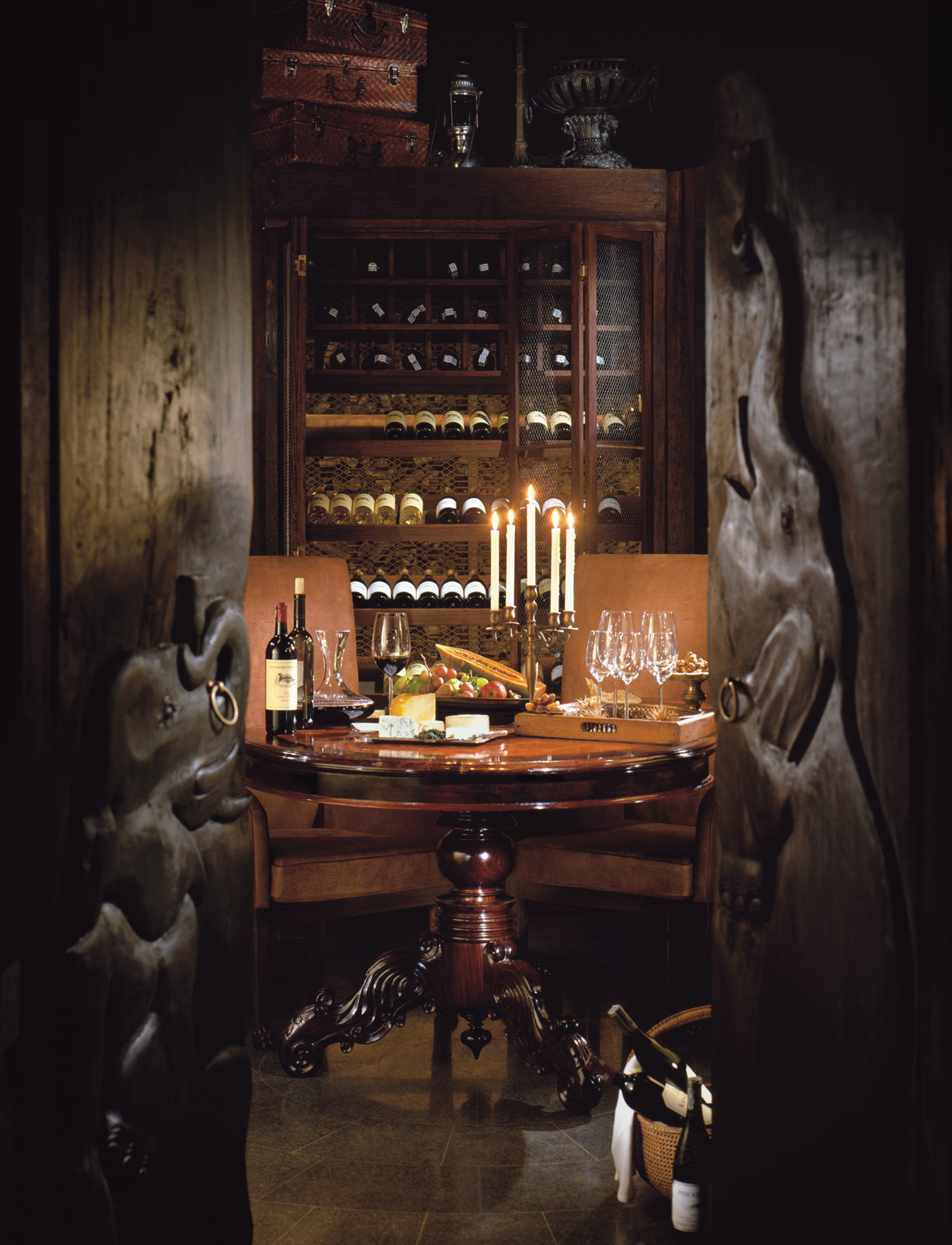 A local-style thatched-roof building, the wine cellar stores an impressive collection of international and Thai Wines. It’s an idyllic private getaway for romantic dinners and private parties (up to six guests).